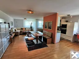 Geräumige 4-Zimmer-Gartenwohnung in Zentrumsnähe
