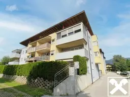 3-Zimmer-Wohnung mit Wintergarten in Zentrumsnähe