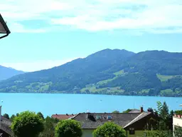 Gepflegte 4 Zimmer Gartenwohnung mit Sonnenterrasse - Eigengarten und Seeblick!