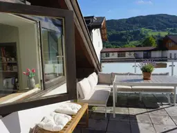 Stylische Maisonette Wohnung mit traumhafter Terrasse in bester Mondseer Aussichtslage