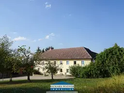 Bauernhof in Einzellage mit ca. 2,7 ha Grund