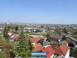 Stadthaus in großartiger Aussichtslage in unmittelbarer Nähe zum Stadtplatz
