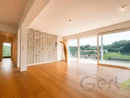 Penthouse mit Weitblick – Exklusives Wohnen über den Dächern von Plainfeld