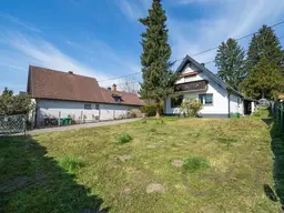 Kleines Haus auf großem Grund mit viel Potential!