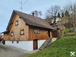 Ihr neues Zuhause! Altbau mit Charakter!