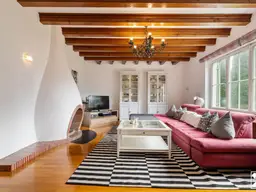 Einfamilienhaus mit großem Grundstück