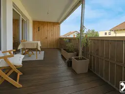 Moderne 3-Zimmerdachgeschosswohnung mit Terrasse