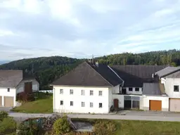 Traditioneller Bauernhof in sonniger Dorfrandlage von Arnreit - rund 24 ha Grund, herrliche Fernsicht und Nähe zu Rohrbach