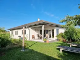 Bungalow - 11 km nach Linz, voll unterkellert, ruhige Dorfrandlage