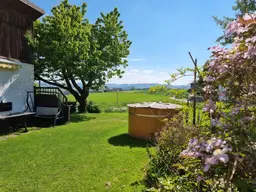 Still und naturnah - Liebenswertes Häuschen mit Gartenidylle im beschaulichen St. Ulrich