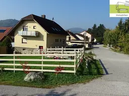 NATURNAHES WOHNEN: Garten, 3 sonnige, große Zimmer je ca. 22m² , 15m² BALKON!