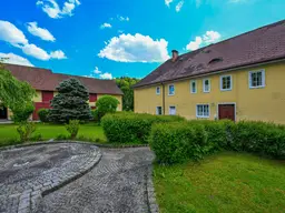Tolles Anwesen mit großem Grundstück in schöner Lage am Inn - mit Gewerbeeinheit