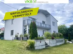 Wohnen &amp; Wohlfühlen – Modernes Haus mit Gartenidylle für zwei Familien