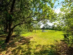 Einfamilienhaus auf teilbarem Grund - 2.380 m²