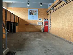 Großzügige Lagerflächen von ca. 87 m² bis 347 m² (teilweise mit Büroeinheiten und Freiflächen) in St. Johann in Tirol zu vermieten