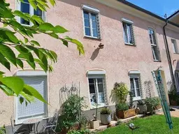 Großes Mehrfamilienhaus in Braunau mit Geschichte