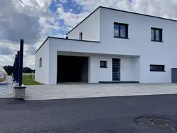 Neubau - Doppelhaus in Top - Lage - Nur wenige Schritte zum See.