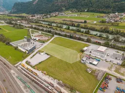 Gewerbegrundstück in Autobahnnähe mit vielseitigen Nutzungsmöglichkeiten