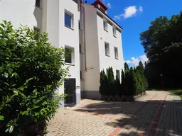 GEMÜTLICHE WOHNUNG MIT 2 TERRASSEN UND GARTEN