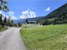 Eckgrundstück in Bruck an der Großglocknerstraße, ca. 800 m², zentral und sonnig! Aufgeschlossen!