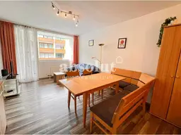 Attr. Mietwohnung: Ca. 54 m², Balkon, separates Schlafzimmer &amp; Küche, Balkon - zentrumsnah in Kaprun
