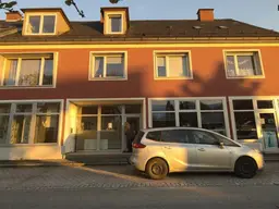 Vielseitig nutzbares Geschäftslokal im Ortszentrum von Weißkirchen – ca. 110 m² plus großem Keller