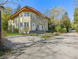 Ihr Refugium: Villa an Privatstraße inklusive zusätzlichem Baugrund