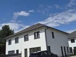 Wohnen auf Eigengrund - Doppelhaushälfte belagsfertig - Neufelder See schnell erreichbar!