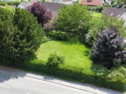 Zentral gelegenes Baugrundstück verkaufen – gute Anbindung &amp; viele Möglichkeiten