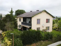 Großzügiges 1–2-Familienhaus mit vielseitig nutzbarem Nebengebäude - Viel Platz für Familie &amp; Beruf