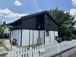 gemütliches Ferienhaus mit „ Wintergarten“, 2 Gartenhäuschen und Carport zu verkaufen