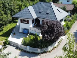 renoviertes Einfamilienhaus mit Vollkeller am Waldrand zu verkaufen
