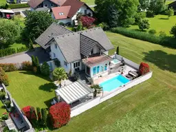 Exklusive Wohlfühloase – Elegantes Haus mit Gartenidylle