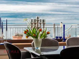 Wohnjuwel mit 3-Länder-Blick und Terrasse