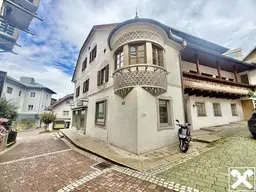 Investment: Historisches Stadthaus mit Gewerbe- und Wohnflächen - Bewilligung für Beherbergungsbetrieb liegt vor