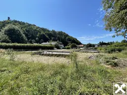 Baurecht: Sonniges Wohnbaugrundstück