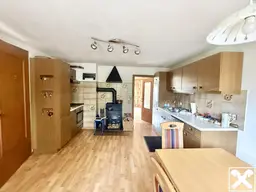 Sanierungsbedürftiges Einfamilienhaus in idyllischer Lage
