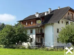 Hochwertig renovierte 2-Zimmer-Wohnung