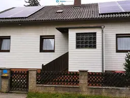 Renovierungsbedürftiges Einfamilienhaus mit Garten &amp; Garage in Pucking