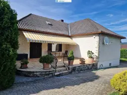 Einfamilienhaus in Bungalowbauweise mit Garten und Gartenhaus in Walpersbach