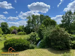 EINZIGARTIGE IMMOBILIE MIT BACH UND WASSERFALL - GRUNDSTÜCK MIT BESTANDSHAUS - POTENZIAL FÜR WOHNEN, ARBEITEN UND ENTSPANNEN