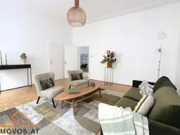 Tauchen Sie ins pulsierende Stadtleben ein! 4-Zimmer-Altbau mit Balkon an der Grenze 7./8 im 2. Lift-Stock 