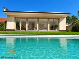 **NEU**EXKLUSIVER GRIFFNER BUNGALOW MIT POOL AUF 1.329 m² GRUNDSTÜCK OPTIONAL ZUSÄTZLICHES GÄSTEHAUS !