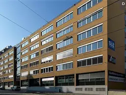 + + + OFFICE 11 + + + HOCHWERTIGE BÜROS + + + VERKEHRSGÜNSTIGE LAGE + + +