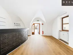 | ATTRAKTIVES GESCHÄFTSLOKAL | BEAUTY- SALON ODER TRENDIGER SHOP | VIELSEITIG NUTZBAR | ca. 55,70m² | 2 RÄUME | INNENSTADTLAGE | ECKE PROKOPIGASSE | NÄHE FÄRBERPLATZ