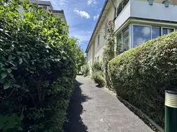 Charmante Terrassenwohnung in Mödling: 2 Zimmer mit Garten und Südbalkon! 250.000 €