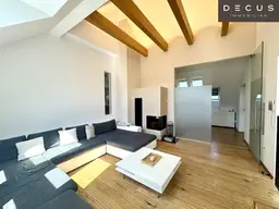 | STILVOLLE DACHGESCHOSSWOHNUNG | 6 ZIMMER | MIT GARTENNUTZUNG | 1 TERRASSE | MODERNE &amp; HOCHWERTIGE AUSSTATTUNG | LICHTDURCHFLUTET | IDYLLISCHE LAGE | AB NOVEMBER VERFÜGBAR
