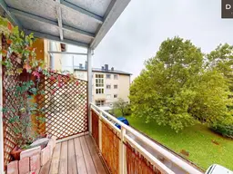 GROSSARTIGE FÜNFZIMMERWOHNUNG MIT SÜDBALKON