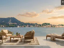 PANORAMABLICK ÜBER DEN TRAUNSEE IN BEGEHRTER SONNENHANGLAGE