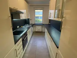 Sehr gepflegte 4 Zimmer Loggia-Wohnung in ruhiger Lage des 4. Bezirks